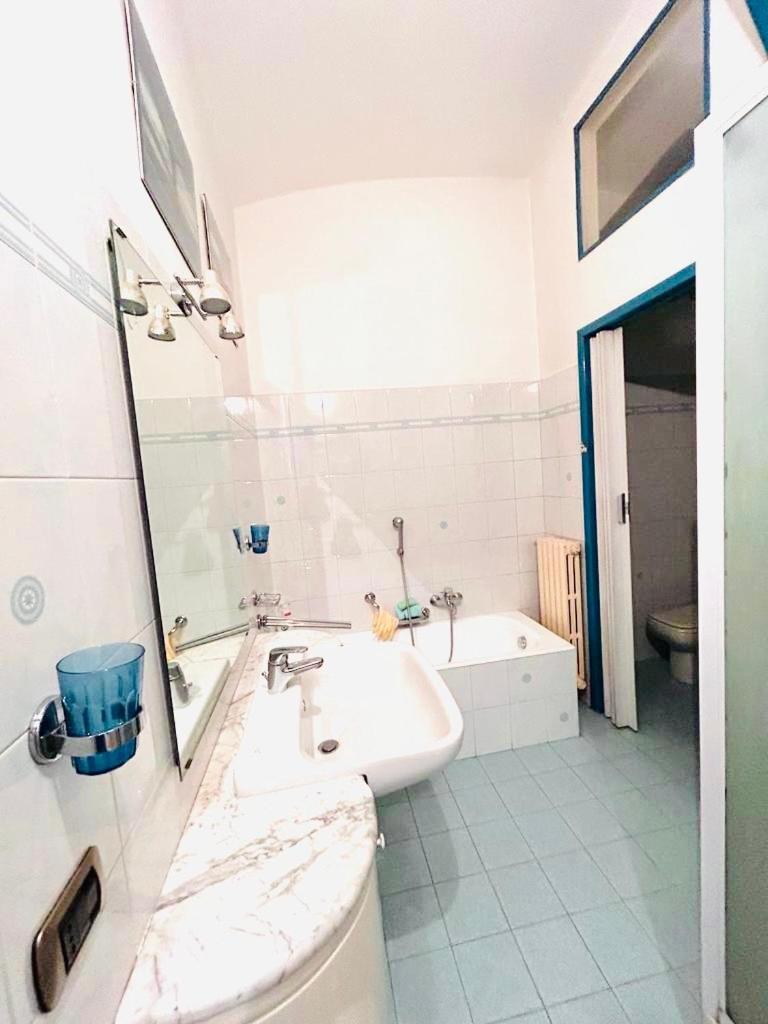 Milan Navigli Very Big Apartment With Balcony Exterior photo